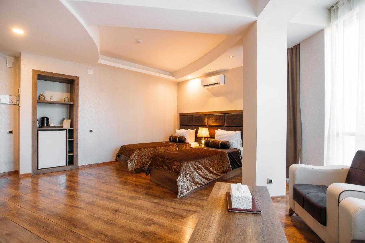 Green Queen Hotel Tbilisi Zewnętrze zdjęcie